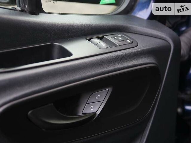 Синий Мерседес Sprinter, объемом двигателя 2.1 л и пробегом 419 тыс. км за 32500 $, фото 47 на Automoto.ua