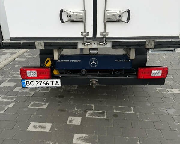 Синий Мерседес Sprinter, объемом двигателя 2.99 л и пробегом 173 тыс. км за 49500 $, фото 38 на Automoto.ua