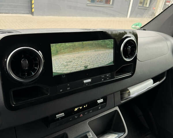 Синий Мерседес Sprinter, объемом двигателя 2.99 л и пробегом 173 тыс. км за 49500 $, фото 18 на Automoto.ua