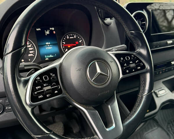 Синий Мерседес Sprinter, объемом двигателя 2.99 л и пробегом 173 тыс. км за 49500 $, фото 15 на Automoto.ua