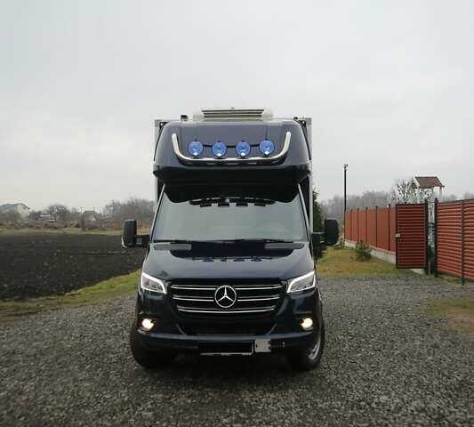 Синий Мерседес Sprinter, объемом двигателя 2.1 л и пробегом 419 тыс. км за 32500 $, фото 1 на Automoto.ua
