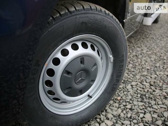 Синий Мерседес Sprinter, объемом двигателя 2.1 л и пробегом 419 тыс. км за 32500 $, фото 77 на Automoto.ua