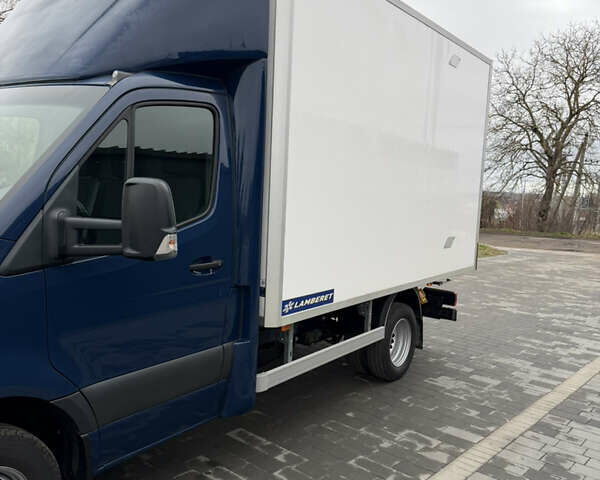 Синий Мерседес Sprinter, объемом двигателя 2.99 л и пробегом 173 тыс. км за 49500 $, фото 5 на Automoto.ua