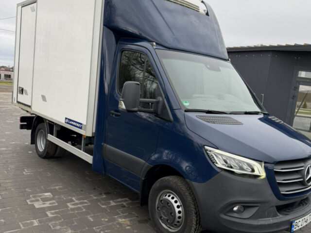 Синій Мерседес Sprinter, об'ємом двигуна 2.99 л та пробігом 173 тис. км за 49500 $, фото 8 на Automoto.ua