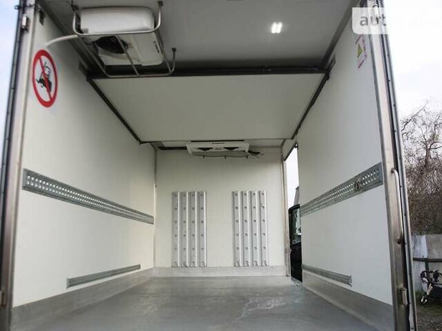 Синий Мерседес Sprinter, объемом двигателя 2.1 л и пробегом 419 тыс. км за 32500 $, фото 81 на Automoto.ua