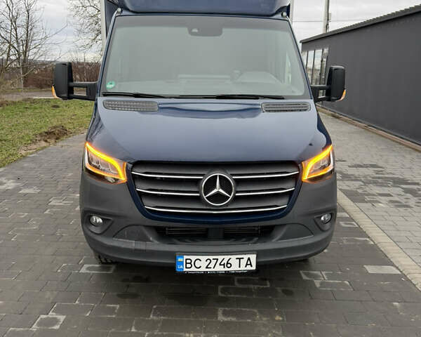 Синий Мерседес Sprinter, объемом двигателя 2.99 л и пробегом 173 тыс. км за 49500 $, фото 9 на Automoto.ua