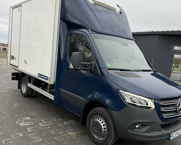 Синий Мерседес Sprinter, объемом двигателя 2.99 л и пробегом 173 тыс. км за 49500 $, фото 8 на Automoto.ua