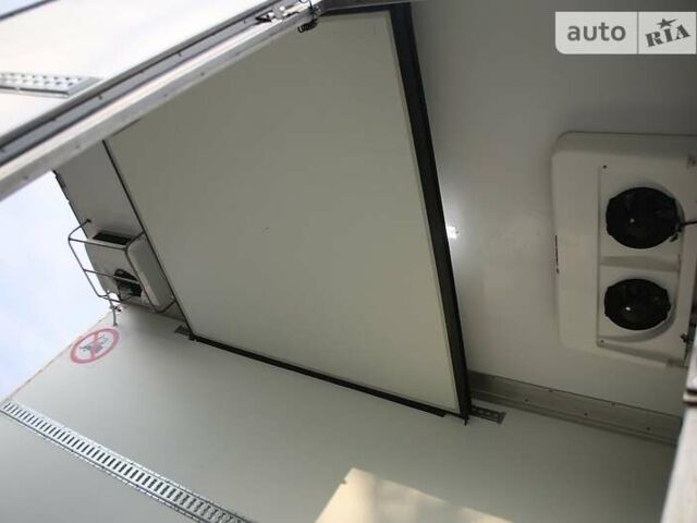 Синий Мерседес Sprinter, объемом двигателя 2.1 л и пробегом 419 тыс. км за 32500 $, фото 80 на Automoto.ua