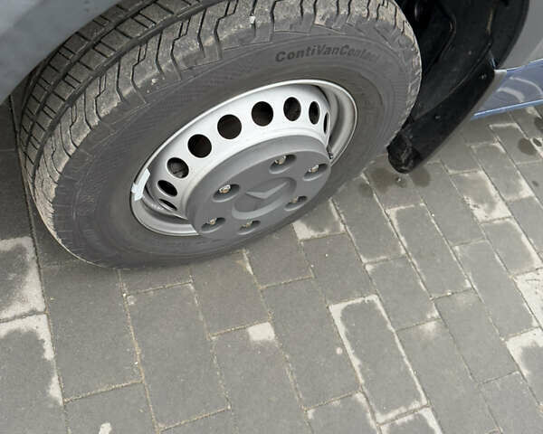 Синий Мерседес Sprinter, объемом двигателя 2.99 л и пробегом 173 тыс. км за 49500 $, фото 30 на Automoto.ua