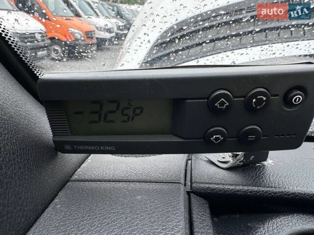 Синій Мерседес Sprinter, об'ємом двигуна 2.2 л та пробігом 189 тис. км за 25900 $, фото 40 на Automoto.ua