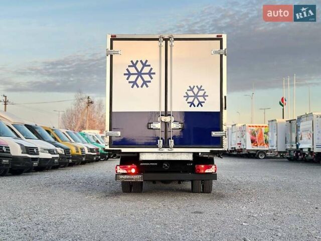Синий Мерседес Sprinter, объемом двигателя 2.2 л и пробегом 150 тыс. км за 34800 $, фото 14 на Automoto.ua
