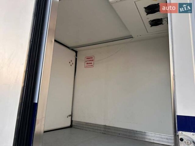 Синий Мерседес Sprinter, объемом двигателя 2.2 л и пробегом 150 тыс. км за 34800 $, фото 32 на Automoto.ua