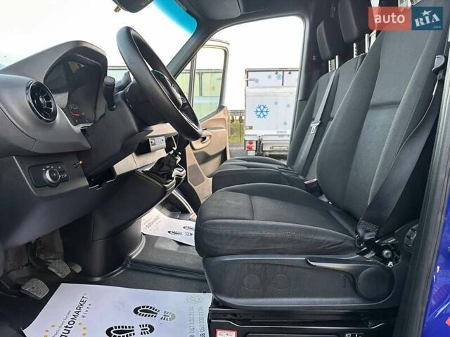 Синий Мерседес Sprinter, объемом двигателя 2.2 л и пробегом 150 тыс. км за 34800 $, фото 40 на Automoto.ua