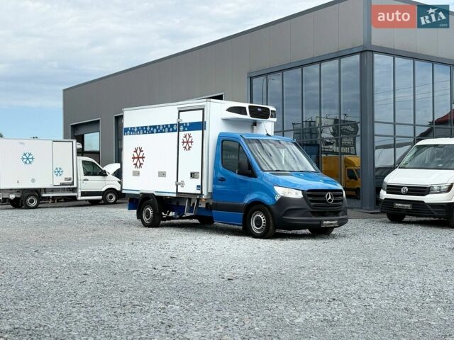 Синий Мерседес Sprinter, объемом двигателя 2.2 л и пробегом 168 тыс. км за 26900 $, фото 4 на Automoto.ua