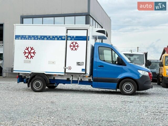 Синій Мерседес Sprinter, об'ємом двигуна 2.2 л та пробігом 168 тис. км за 26900 $, фото 1 на Automoto.ua
