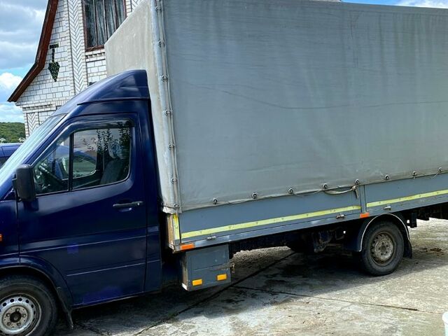 Синій Мерседес Sprinter, об'ємом двигуна 2.2 л та пробігом 667 тис. км за 7500 $, фото 2 на Automoto.ua
