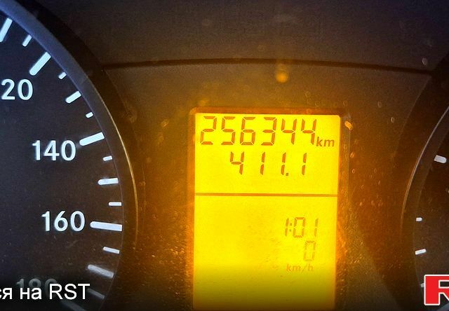 Синий Мерседес Sprinter, объемом двигателя 3 л и пробегом 255 тыс. км за 20400 $, фото 6 на Automoto.ua