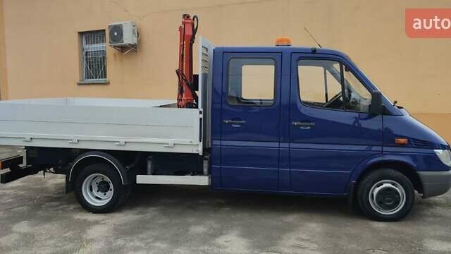 Синий Мерседес Sprinter, объемом двигателя 2.7 л и пробегом 264 тыс. км за 27600 $, фото 2 на Automoto.ua