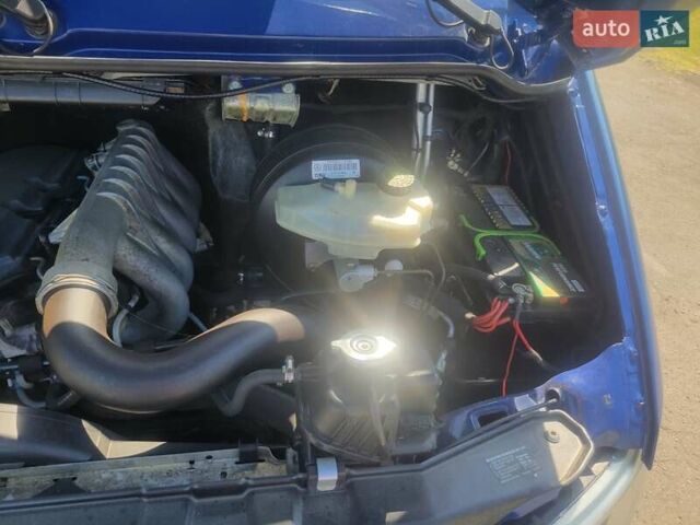 Синій Мерседес Sprinter, об'ємом двигуна 2.7 л та пробігом 264 тис. км за 27500 $, фото 45 на Automoto.ua