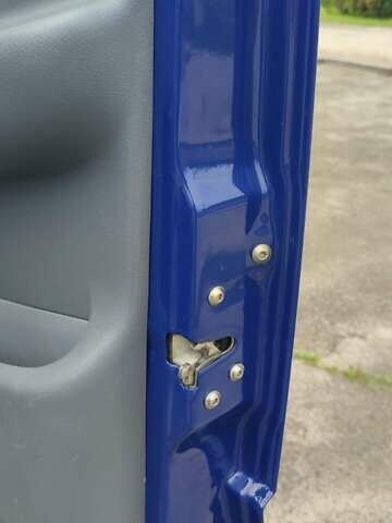 Синій Мерседес Sprinter, об'ємом двигуна 2.7 л та пробігом 264 тис. км за 27700 $, фото 15 на Automoto.ua