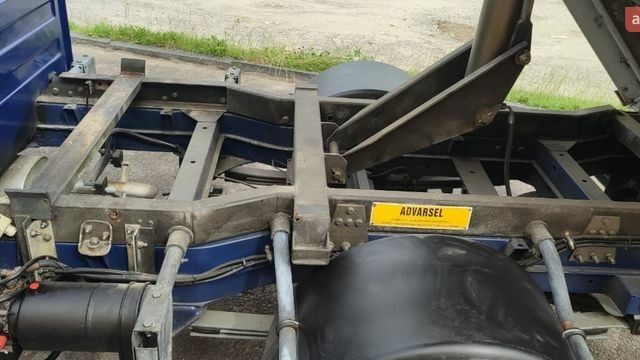 Синій Мерседес Sprinter, об'ємом двигуна 2.7 л та пробігом 265 тис. км за 27800 $, фото 56 на Automoto.ua