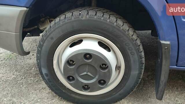 Синій Мерседес Sprinter, об'ємом двигуна 2.7 л та пробігом 264 тис. км за 27700 $, фото 24 на Automoto.ua