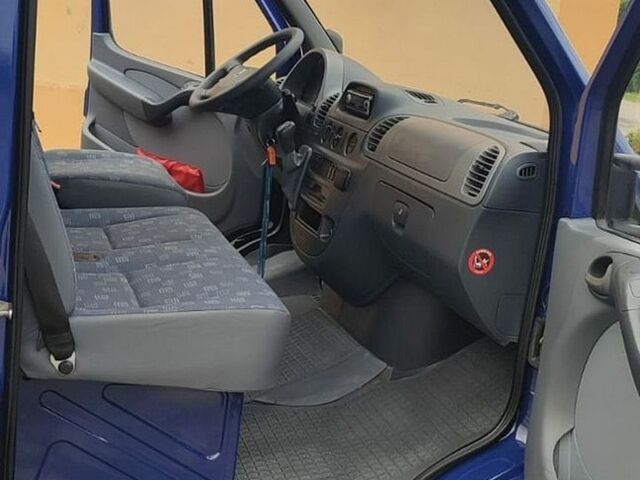 Синій Мерседес Sprinter, об'ємом двигуна 2.7 л та пробігом 264 тис. км за 25700 $, фото 47 на Automoto.ua