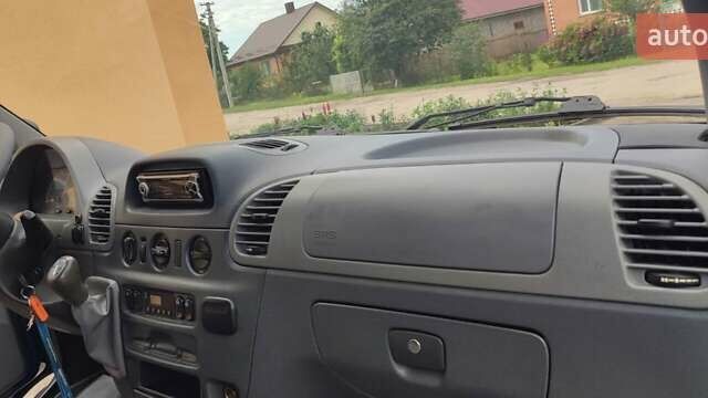Синий Мерседес Sprinter, объемом двигателя 2.7 л и пробегом 264 тыс. км за 27200 $, фото 30 на Automoto.ua