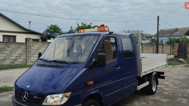 Синій Мерседес Sprinter, об'ємом двигуна 2.7 л та пробігом 265 тис. км за 27800 $, фото 54 на Automoto.ua