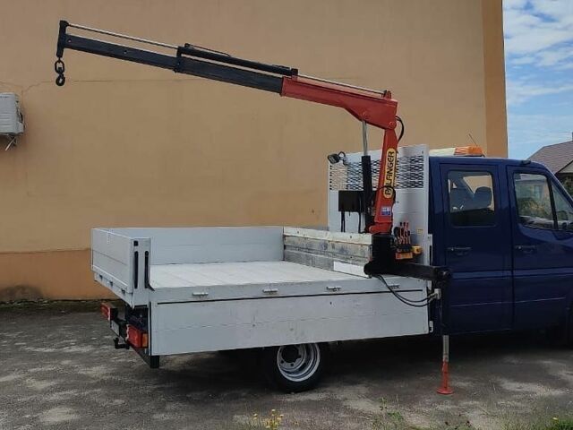 Синій Мерседес Sprinter, об'ємом двигуна 2.7 л та пробігом 264 тис. км за 25800 $, фото 19 на Automoto.ua