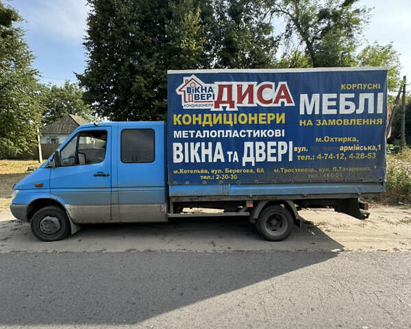 Синий Мерседес Sprinter, объемом двигателя 2.15 л и пробегом 560 тыс. км за 10000 $, фото 5 на Automoto.ua