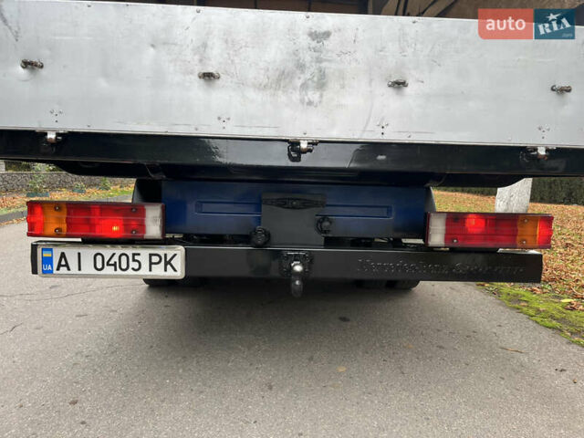 Синий Мерседес Sprinter, объемом двигателя 2.15 л и пробегом 400 тыс. км за 16300 $, фото 10 на Automoto.ua