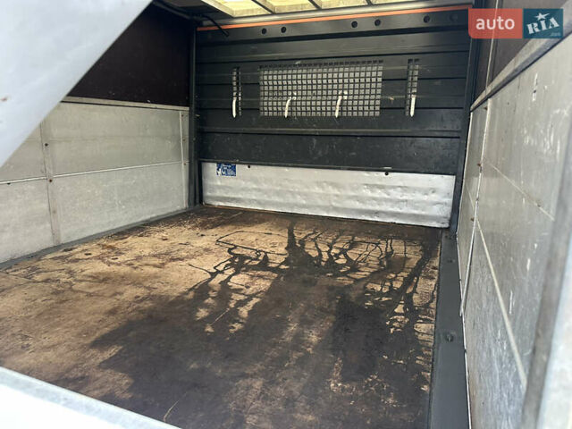 Синій Мерседес Sprinter, об'ємом двигуна 2.2 л та пробігом 196 тис. км за 20800 $, фото 18 на Automoto.ua