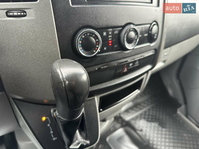 Синій Мерседес Sprinter, об'ємом двигуна 2.2 л та пробігом 196 тис. км за 20800 $, фото 14 на Automoto.ua