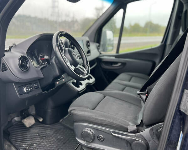 Синій Мерседес Sprinter, об'ємом двигуна 3 л та пробігом 170 тис. км за 29999 $, фото 22 на Automoto.ua