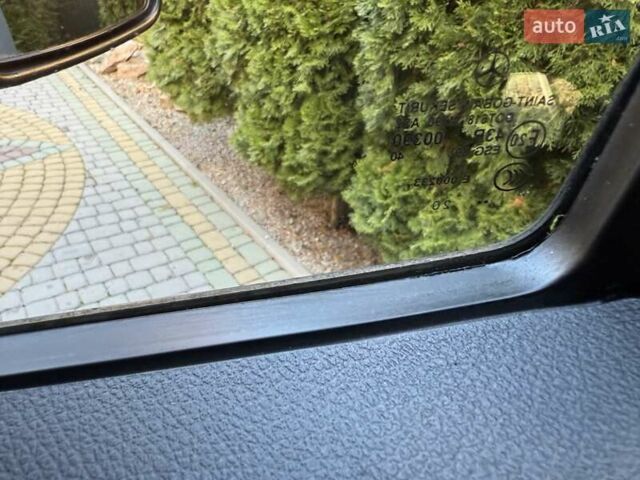 Синий Мерседес Sprinter, объемом двигателя 2.2 л и пробегом 274 тыс. км за 21950 $, фото 68 на Automoto.ua