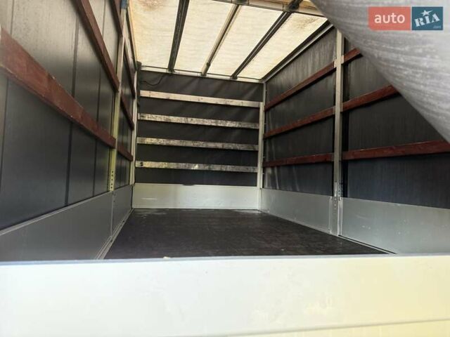 Синий Мерседес Sprinter, объемом двигателя 2.2 л и пробегом 274 тыс. км за 21950 $, фото 39 на Automoto.ua