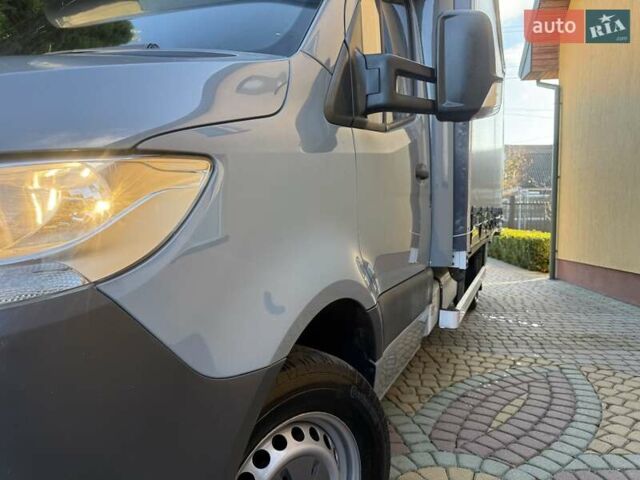 Синий Мерседес Sprinter, объемом двигателя 2.2 л и пробегом 274 тыс. км за 21950 $, фото 9 на Automoto.ua
