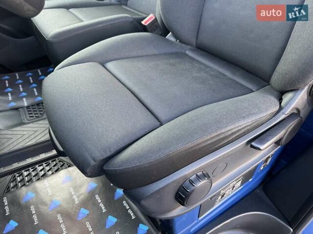 Синій Мерседес Sprinter, об'ємом двигуна 2.2 л та пробігом 142 тис. км за 36500 $, фото 18 на Automoto.ua