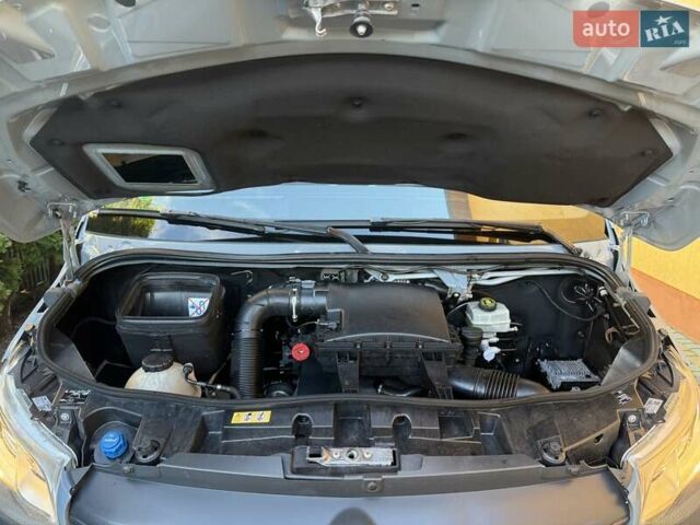 Синий Мерседес Sprinter, объемом двигателя 2.2 л и пробегом 274 тыс. км за 21950 $, фото 86 на Automoto.ua