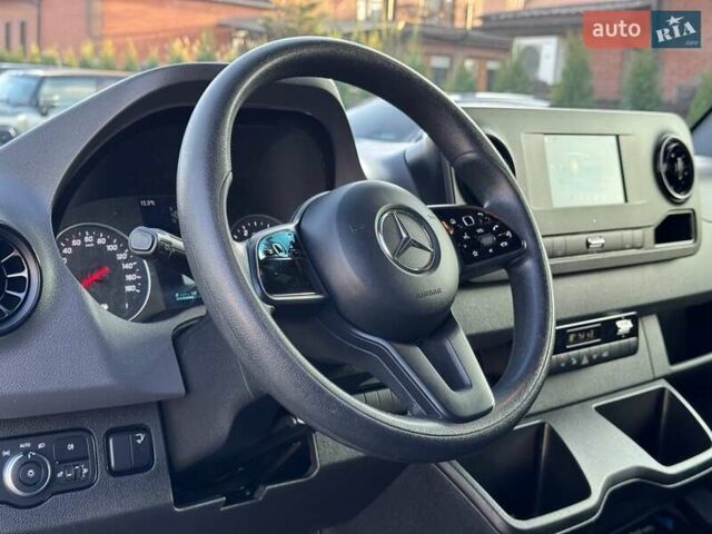 Синій Мерседес Sprinter, об'ємом двигуна 2.2 л та пробігом 142 тис. км за 36500 $, фото 16 на Automoto.ua