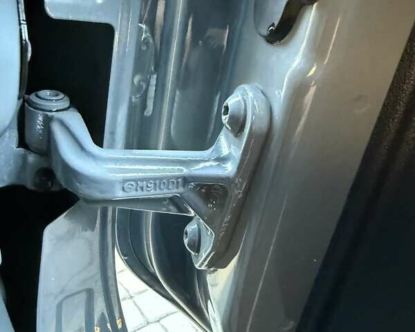 Синий Мерседес Sprinter, объемом двигателя 2.2 л и пробегом 274 тыс. км за 21950 $, фото 66 на Automoto.ua