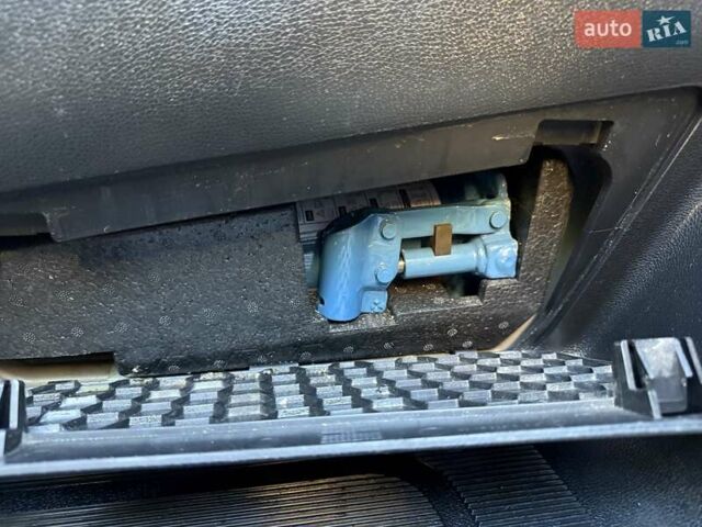 Синий Мерседес Sprinter, объемом двигателя 2.2 л и пробегом 274 тыс. км за 21950 $, фото 95 на Automoto.ua