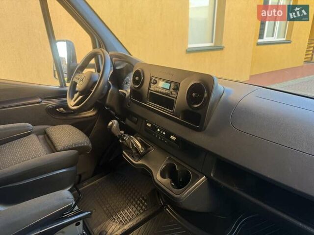 Синий Мерседес Sprinter, объемом двигателя 2.2 л и пробегом 274 тыс. км за 21950 $, фото 74 на Automoto.ua
