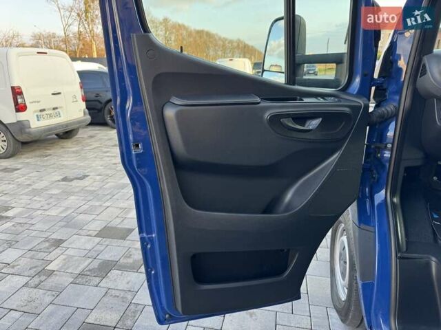 Синій Мерседес Sprinter, об'ємом двигуна 2.2 л та пробігом 142 тис. км за 36500 $, фото 13 на Automoto.ua