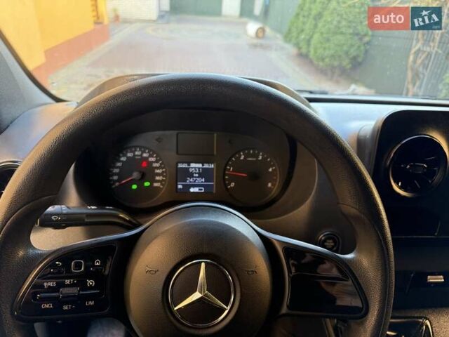 Синий Мерседес Sprinter, объемом двигателя 2.2 л и пробегом 274 тыс. км за 21950 $, фото 54 на Automoto.ua