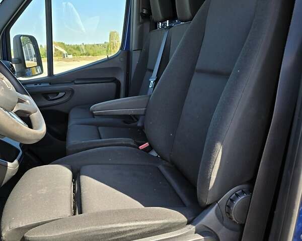 Синій Мерседес Sprinter, об'ємом двигуна 2.2 л та пробігом 142 тис. км за 36900 $, фото 10 на Automoto.ua
