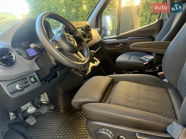Синий Мерседес Sprinter, объемом двигателя 2.2 л и пробегом 274 тыс. км за 21950 $, фото 53 на Automoto.ua