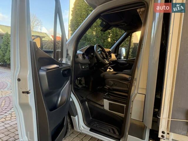 Синий Мерседес Sprinter, объемом двигателя 2.2 л и пробегом 274 тыс. км за 21950 $, фото 42 на Automoto.ua