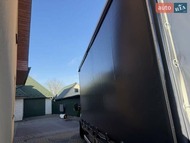 Синий Мерседес Sprinter, объемом двигателя 2.2 л и пробегом 274 тыс. км за 21950 $, фото 18 на Automoto.ua